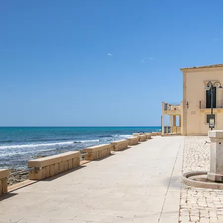 Апартаменты La Perla Sul Mare Сампиери
